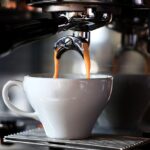 Come gli italiani preparano il caffè a casa, tra tradizione e innovazione